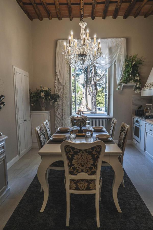Belvedere Luxury Apartment, View On The Lucca Walls 外观 照片