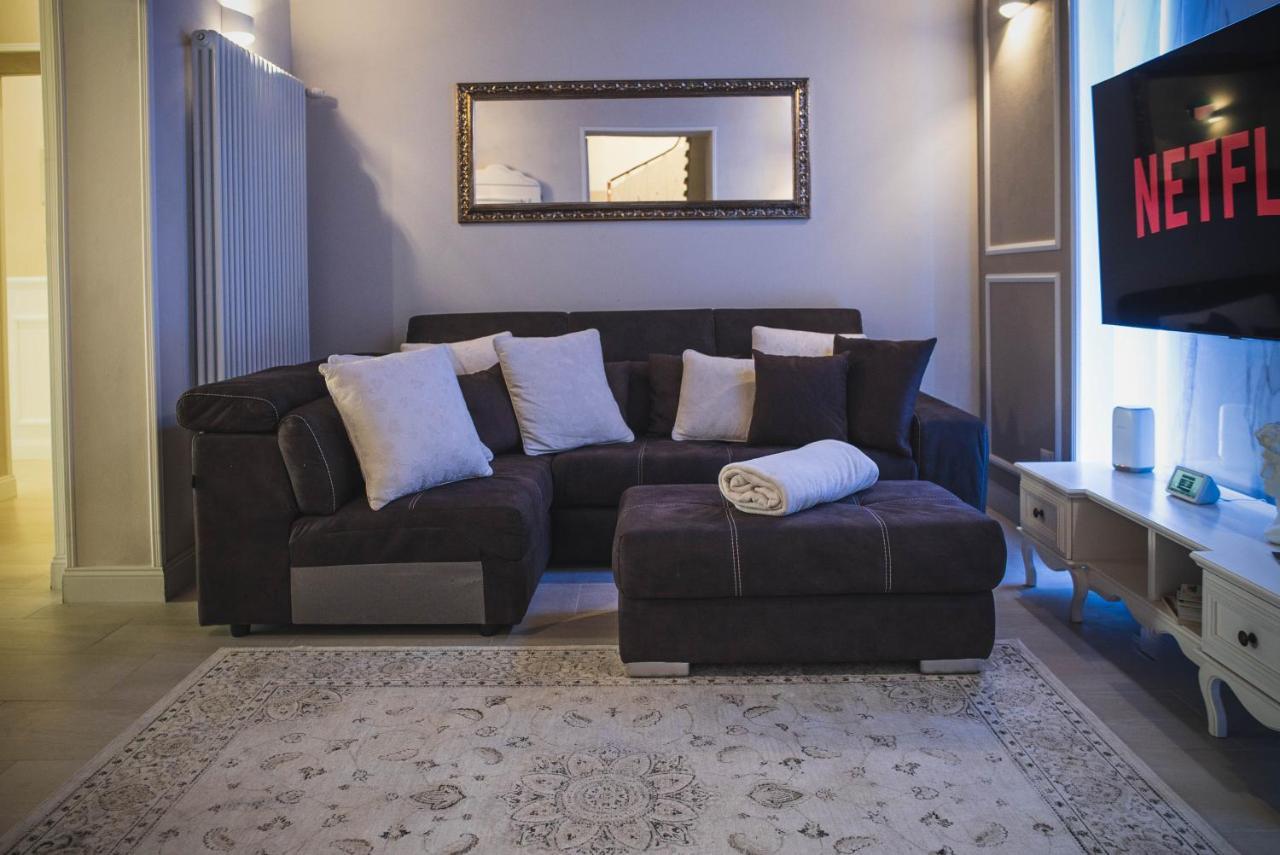 Belvedere Luxury Apartment, View On The Lucca Walls 外观 照片