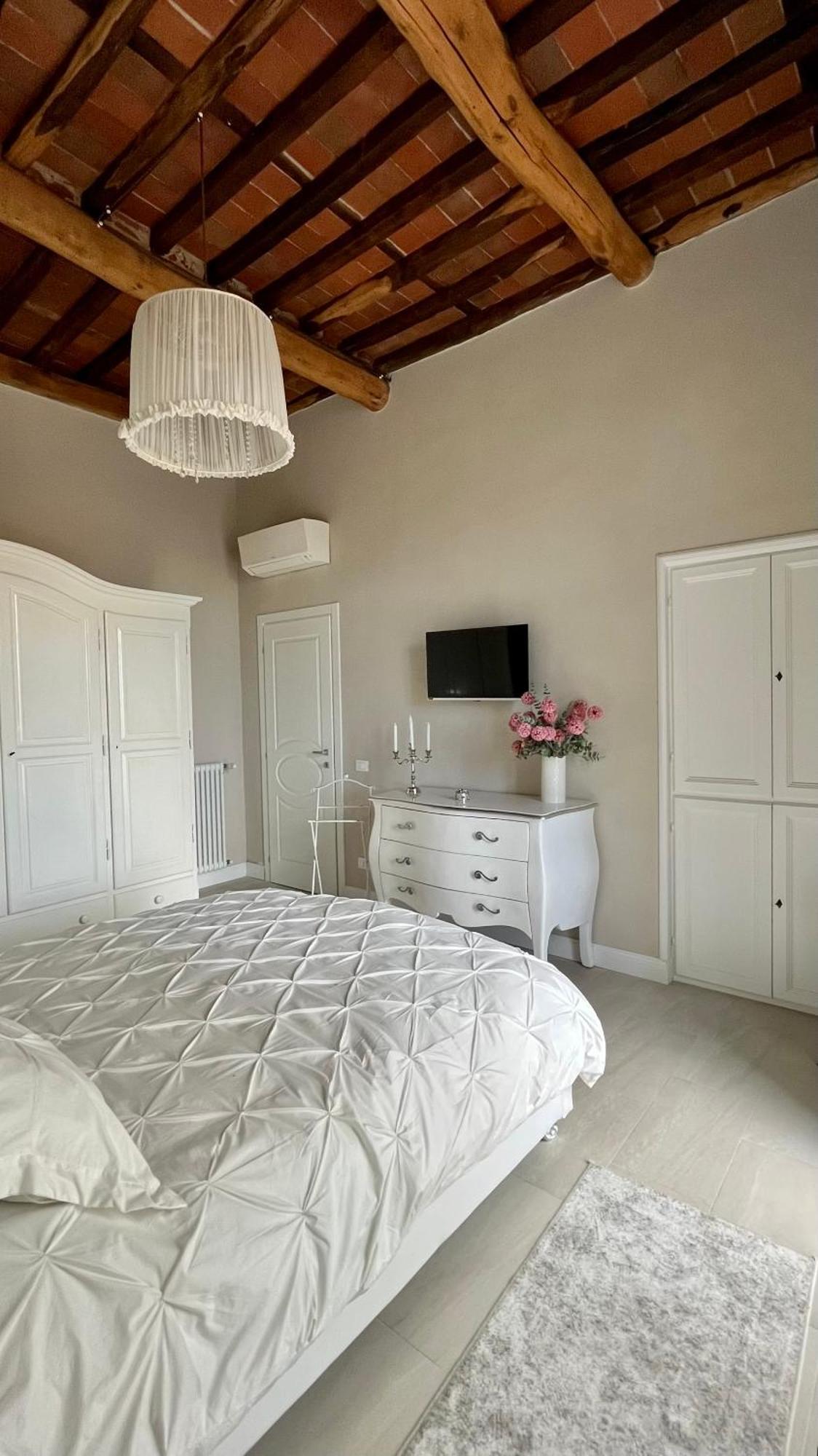 Belvedere Luxury Apartment, View On The Lucca Walls 外观 照片